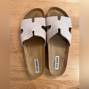 Steve Madden Womens Size 10 Hansley Taupe Suede Sandal, never worn